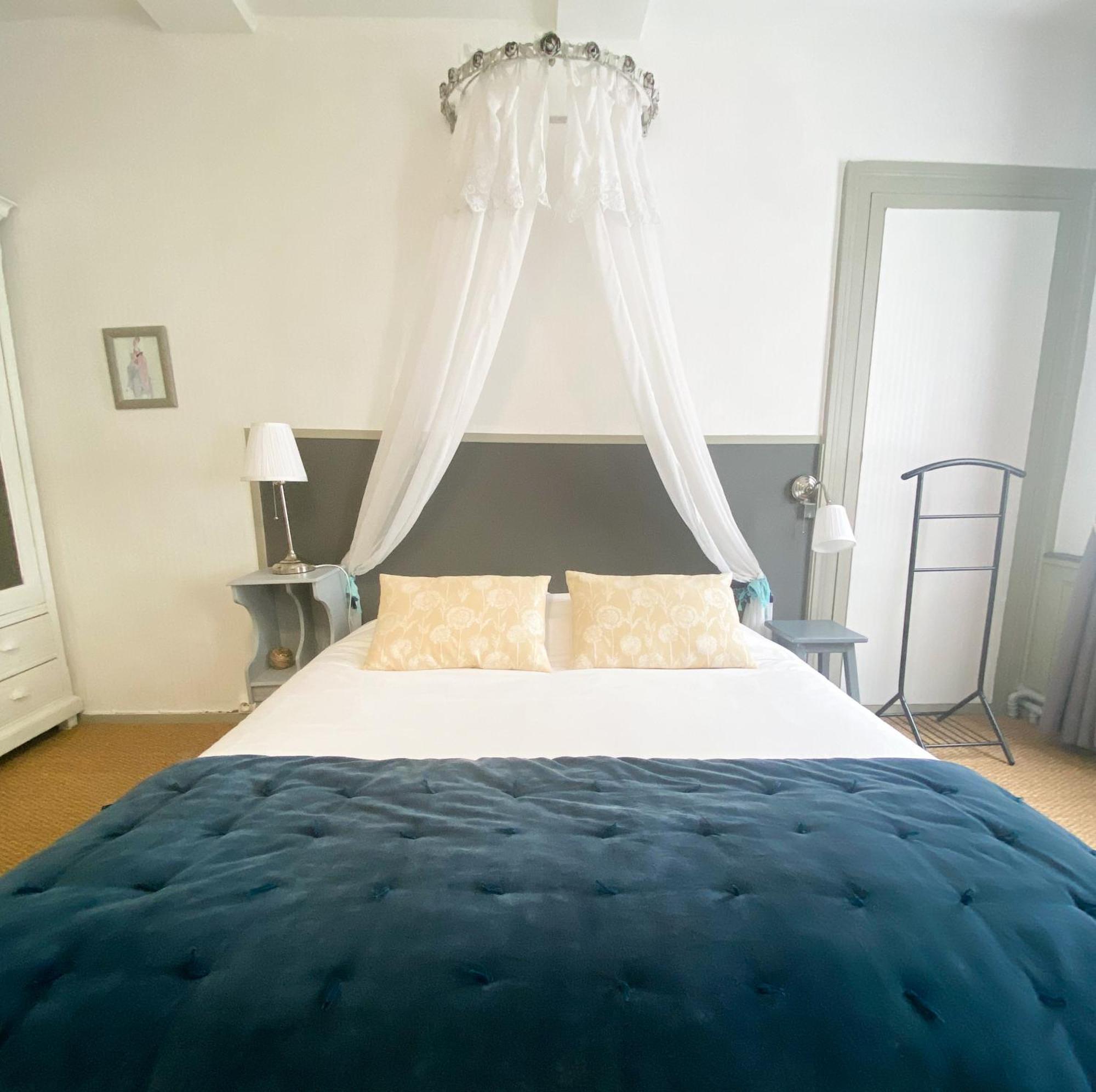 לס אנדליס Chambres D'Hotes La Villa Alienor מראה חיצוני תמונה