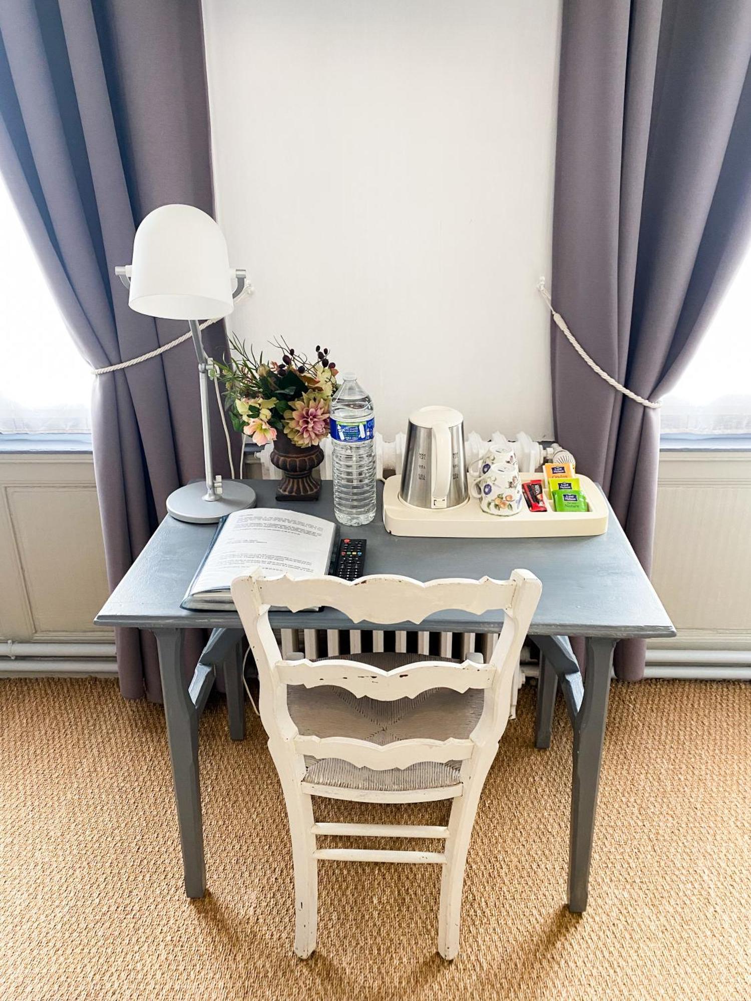 לס אנדליס Chambres D'Hotes La Villa Alienor מראה חיצוני תמונה