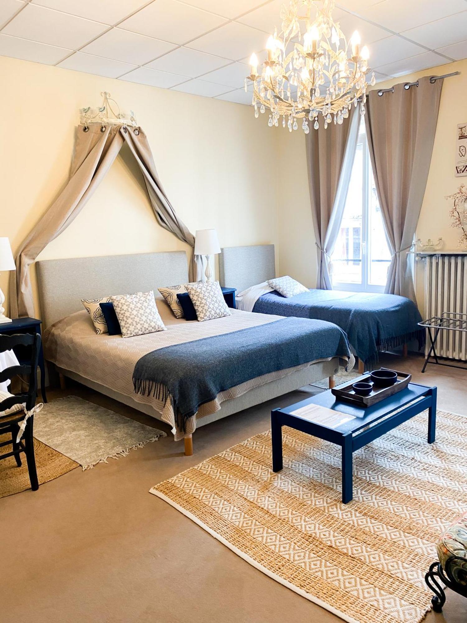 לס אנדליס Chambres D'Hotes La Villa Alienor מראה חיצוני תמונה