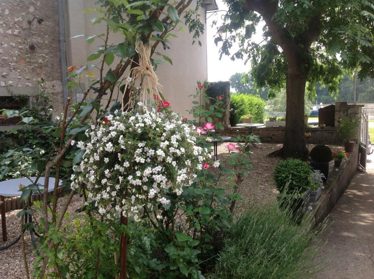 לס אנדליס Chambres D'Hotes La Villa Alienor מראה חיצוני תמונה